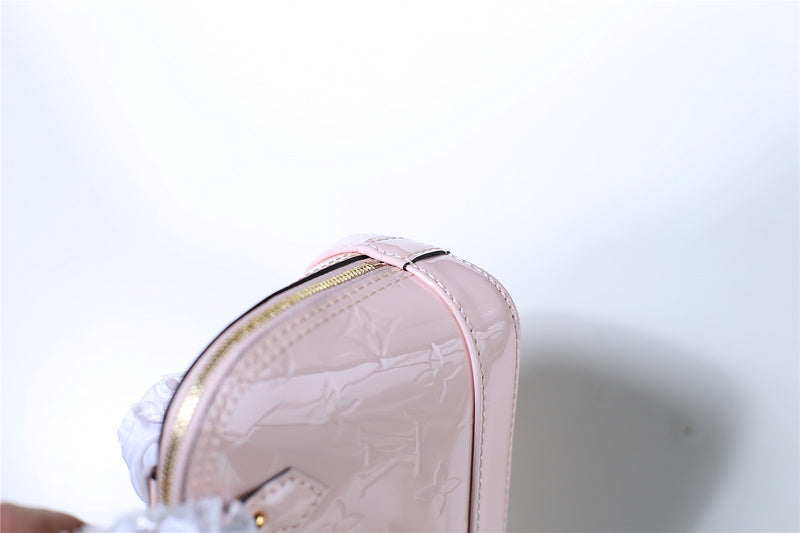 I W Fashion Lu-Vi bags - 8300