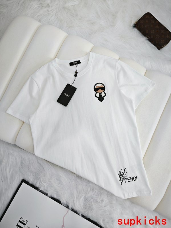 Moncler Luxury Cloth
