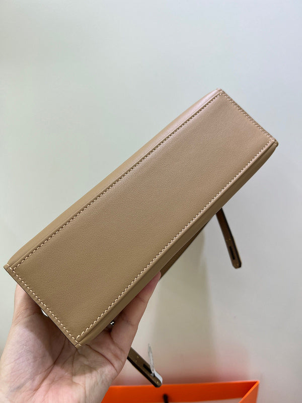 PHA - HMS Bags - 1674