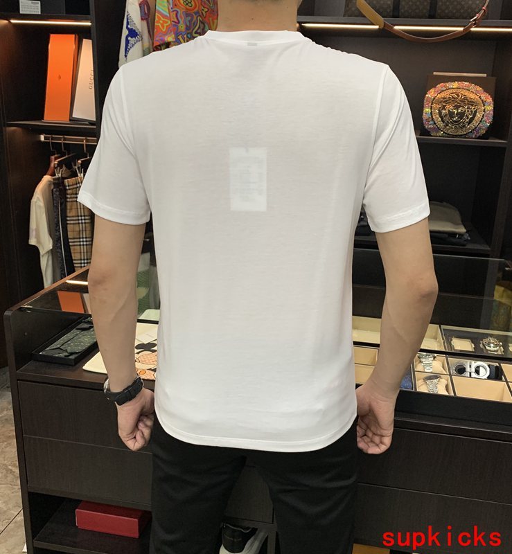 Moncler Luxury Cloth