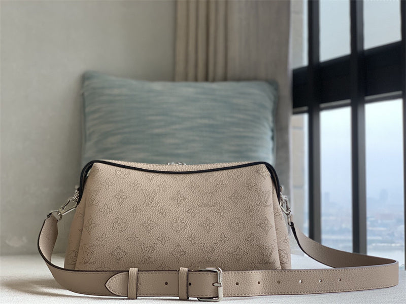 PHA - LOV Bags - 005