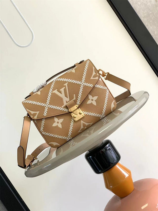 PHA - LOV Bags - 467