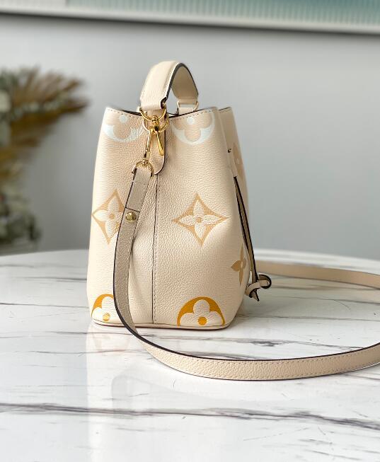 Ava’s Mode - LOV Bags - 2470