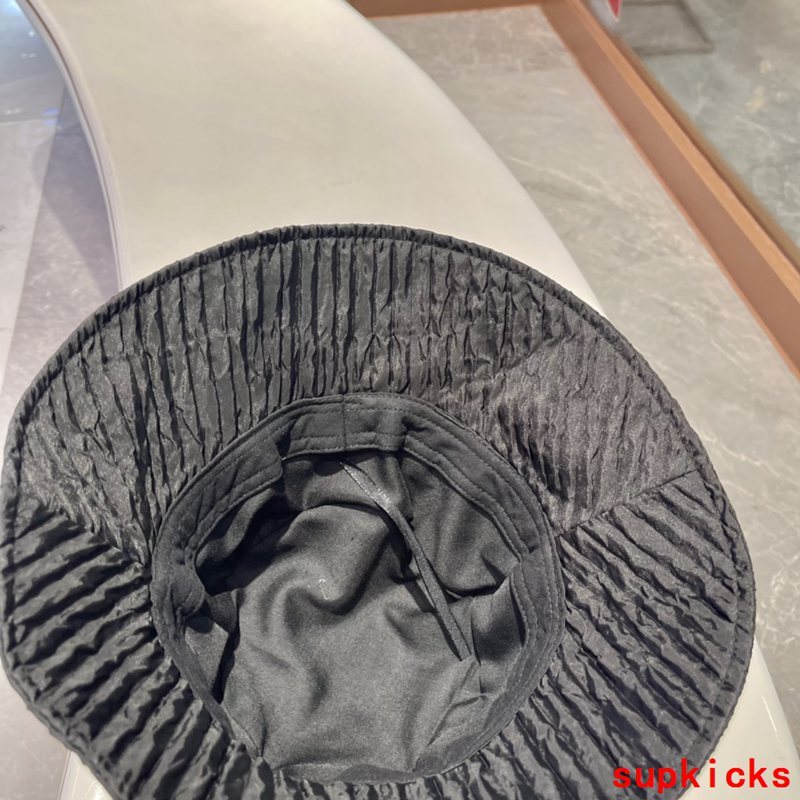 Louis Vuitton Luxury Cap