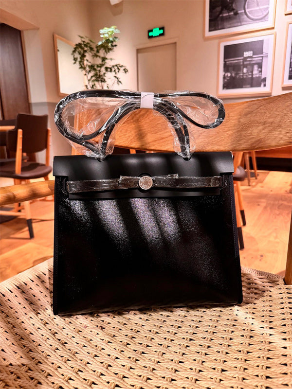 PHA - HMS Bags - 311