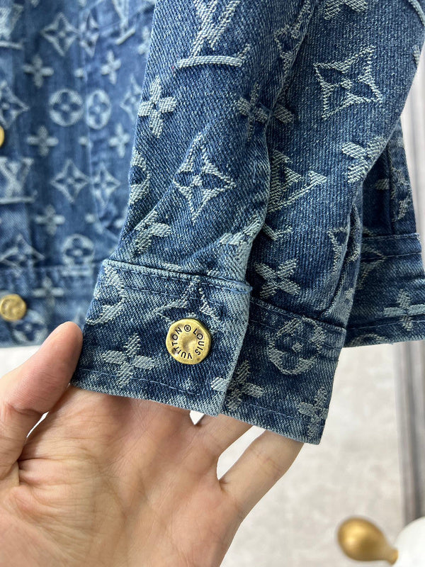 Louis Vuittion Luxury Clothes