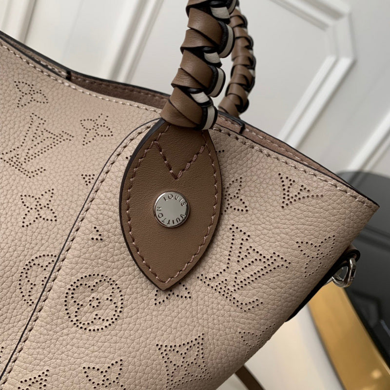 LOV2 Bags - Luxurious Bags  992