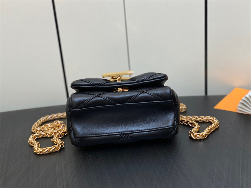 PHA - LOV Bags - 475