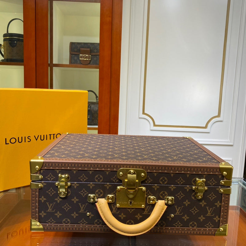 I W Fashion Lu-Vi bags - 9495