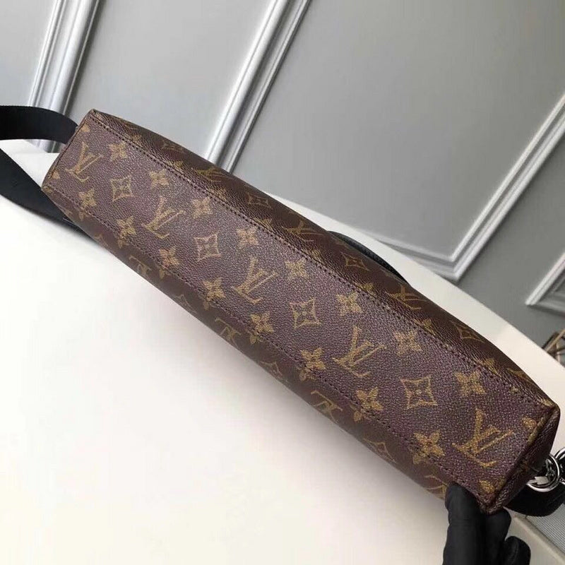 I W Fashion Lu-Vi bags - 17780
