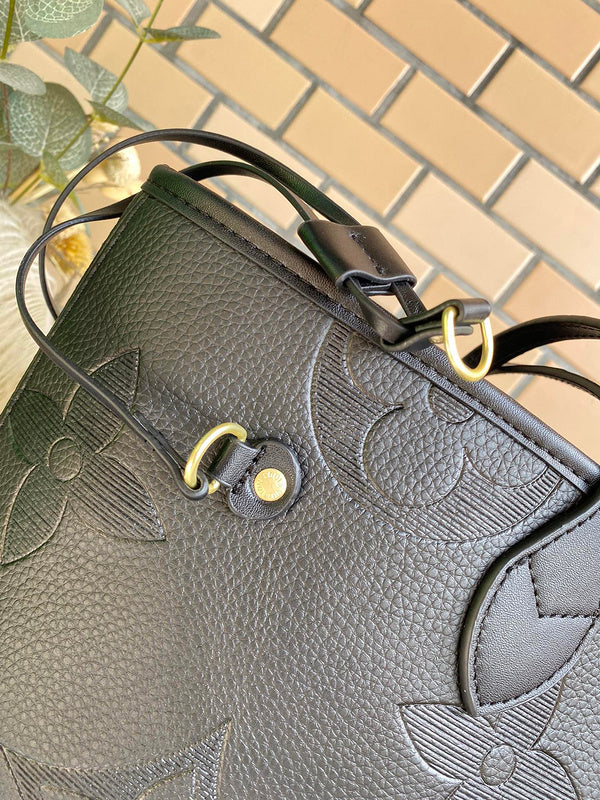 I W Fashion Lu-Vi bags - 17669