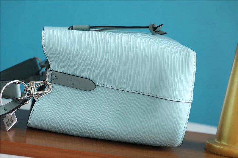 I W Fashion Lu-Vi bags - 8558
