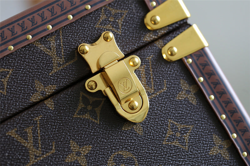 I W Fashion Lu-Vi bags - 9521