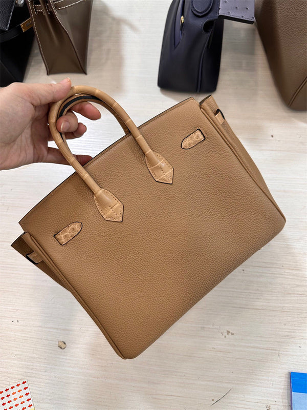 PHA - HMS Bags - 745