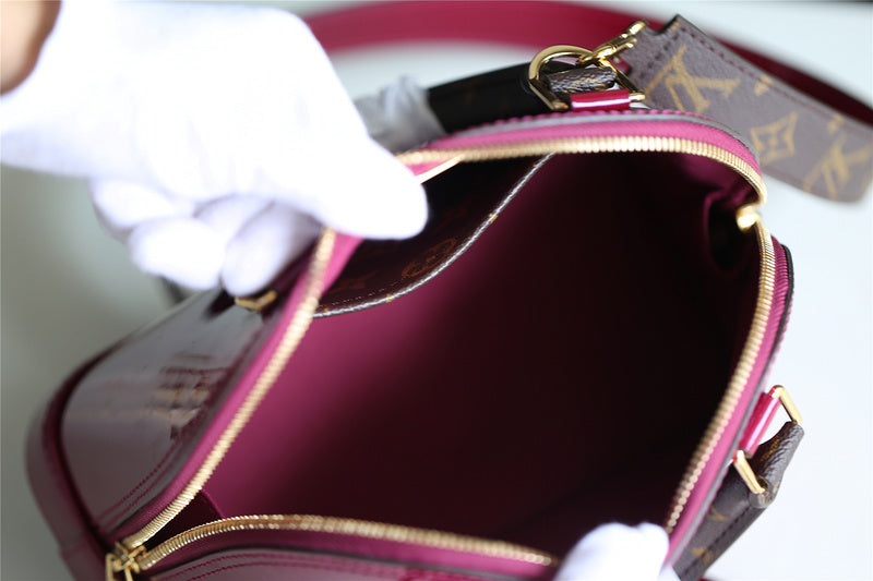 I W Fashion Lu-Vi bags - 8282