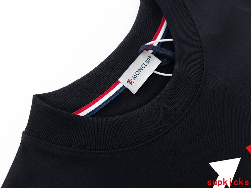 Moncler Luxury Cloth
