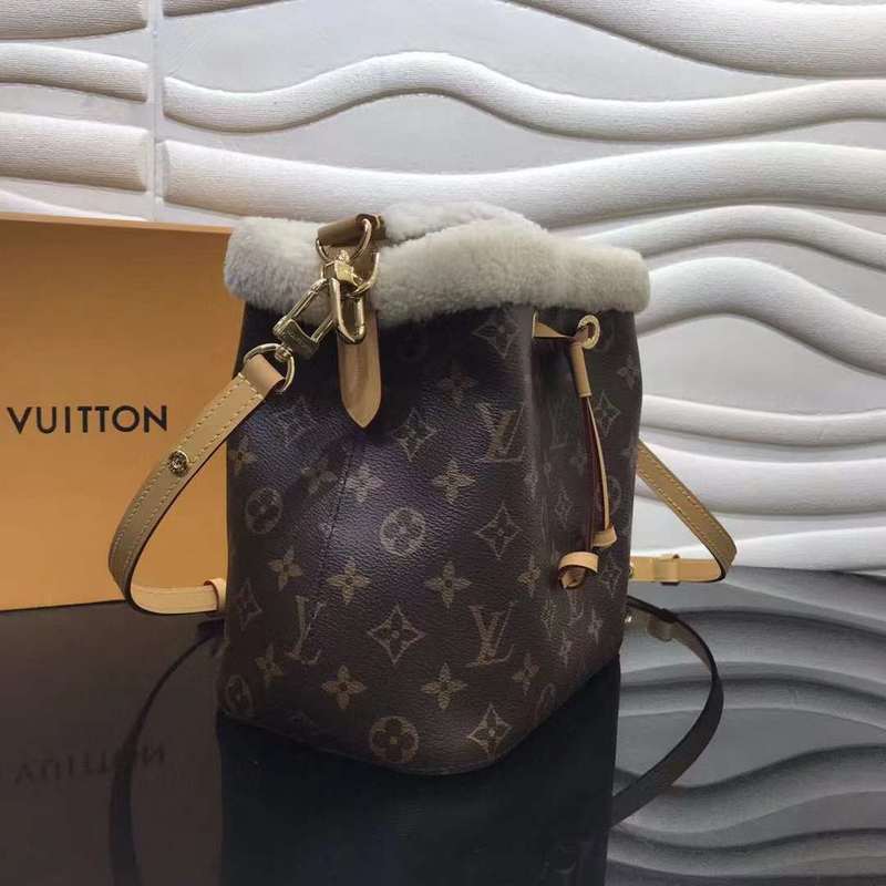 LOV2 Bags - Luxurious Bags  411