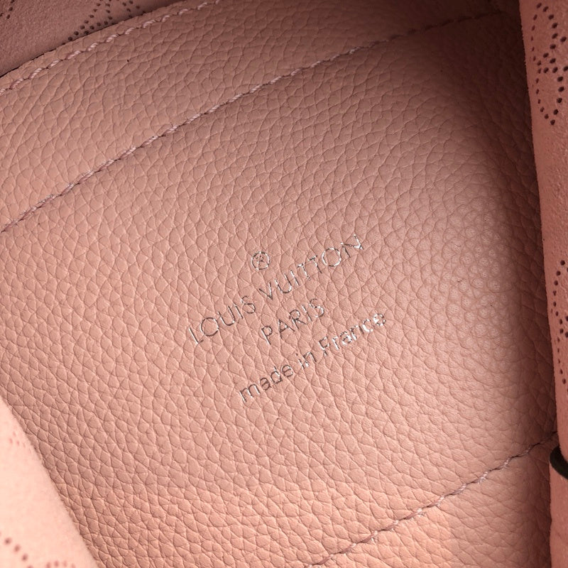 LOV2 Bags - Luxurious Bags  990