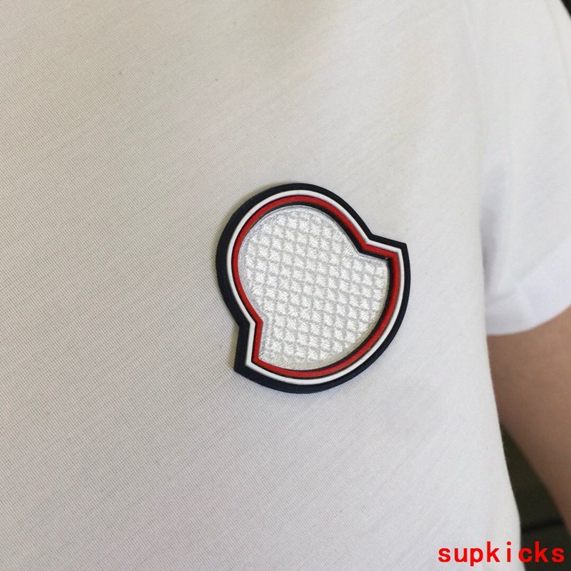 Moncler Luxury Cloth