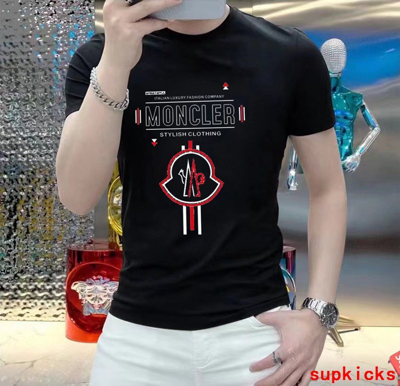 Moncler Luxury Cloth