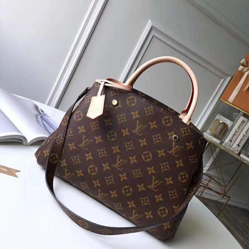 I W Fashion Lu-Vi bags - 17764