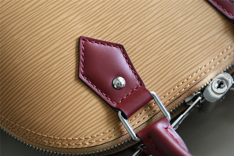 I W Fashion Lu-Vi bags - 8263