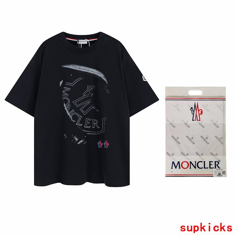 Moncler Luxury Cloth