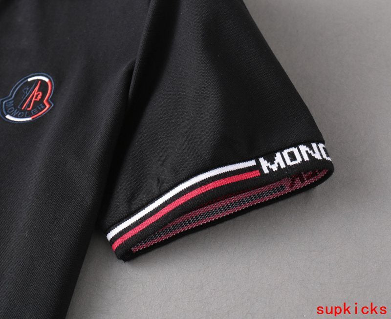 Moncler Luxury Cloth