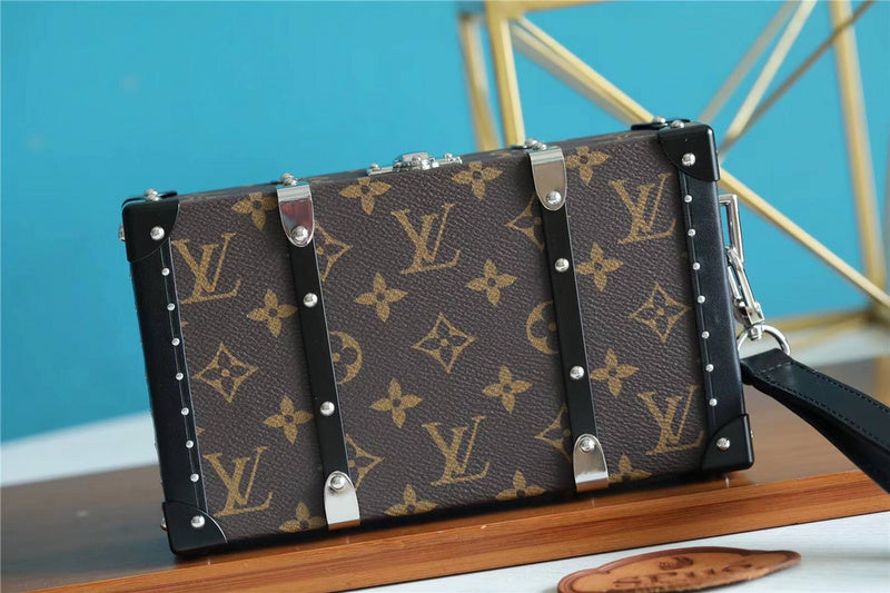 I W Fashion Lu-Vi bags - 10172