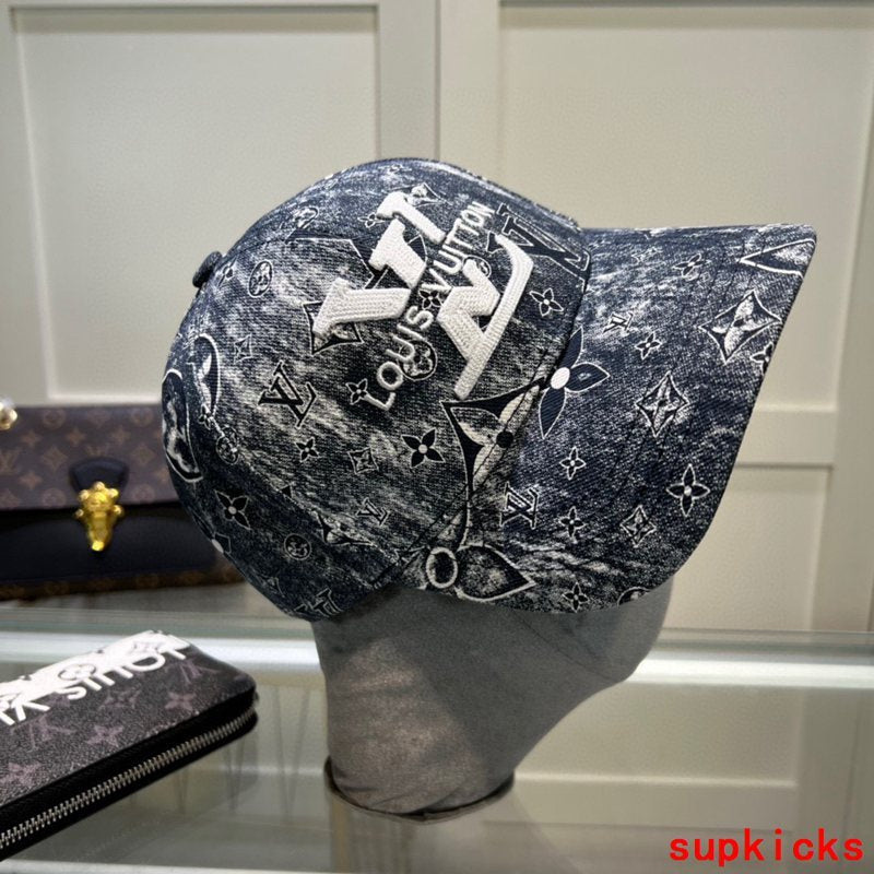 Louis Vuitton Luxury Cap
