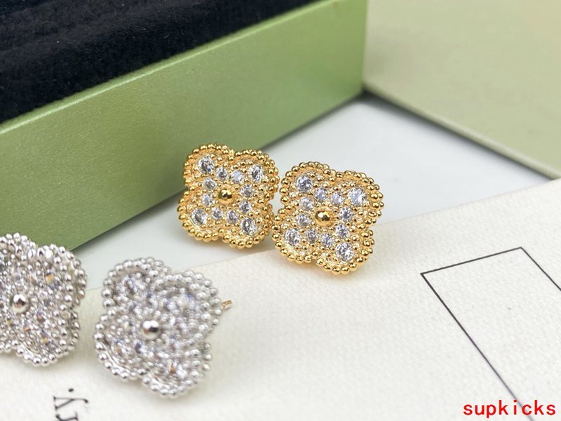 Van Cleef & Arples Jewelry