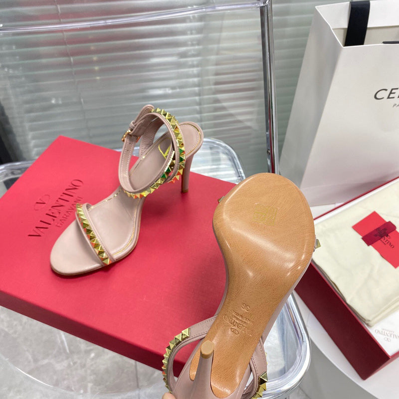 Valentino GARAVANI Luxury Shoes