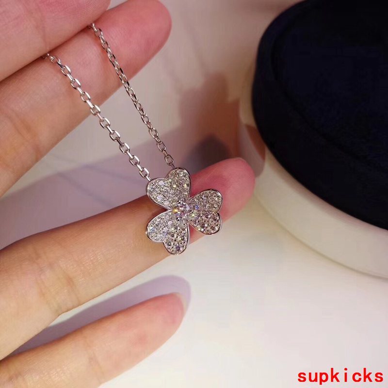 Van Cleef & Arples Jewelry