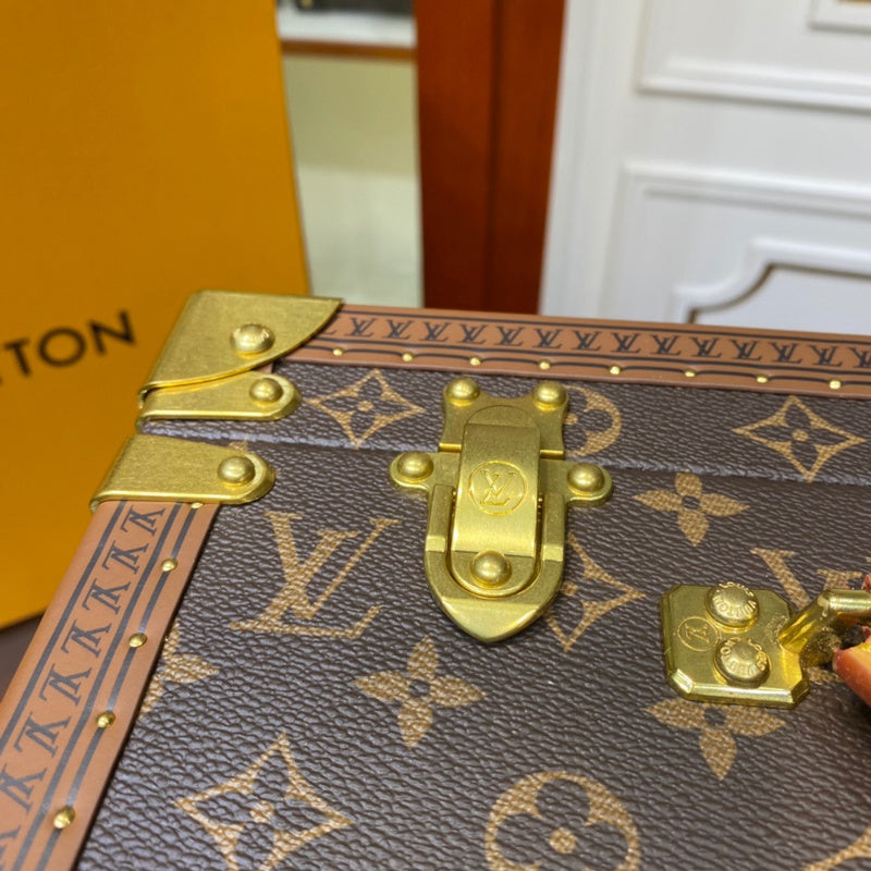 I W Fashion Lu-Vi bags - 9501