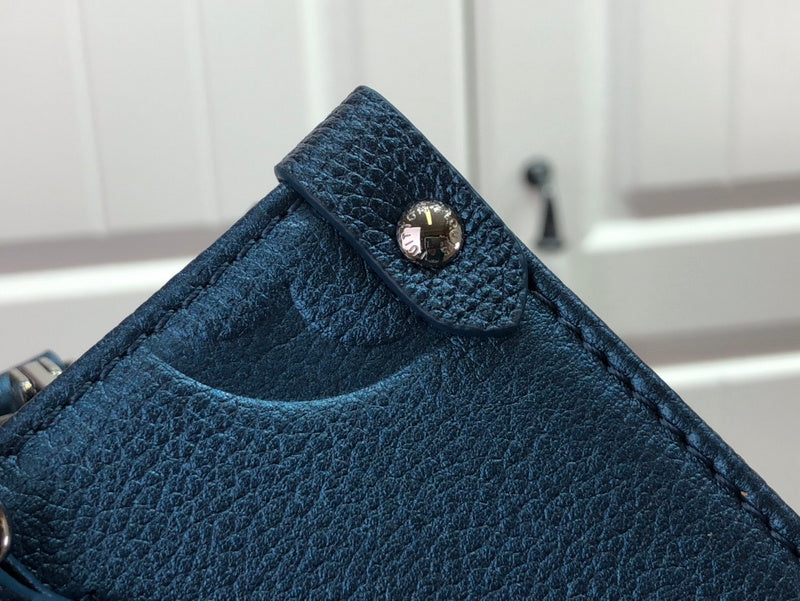 I W Fashion Lu-Vi bags - 17395