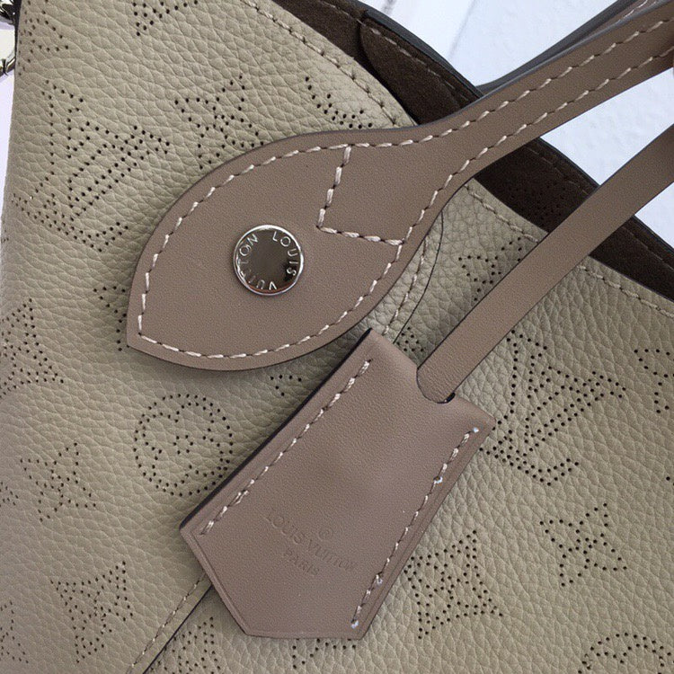 LOV2 Bags - Luxurious Bags  993
