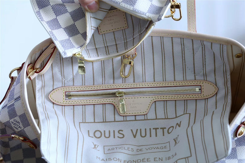 I W Fashion Lu-Vi bags - 8102