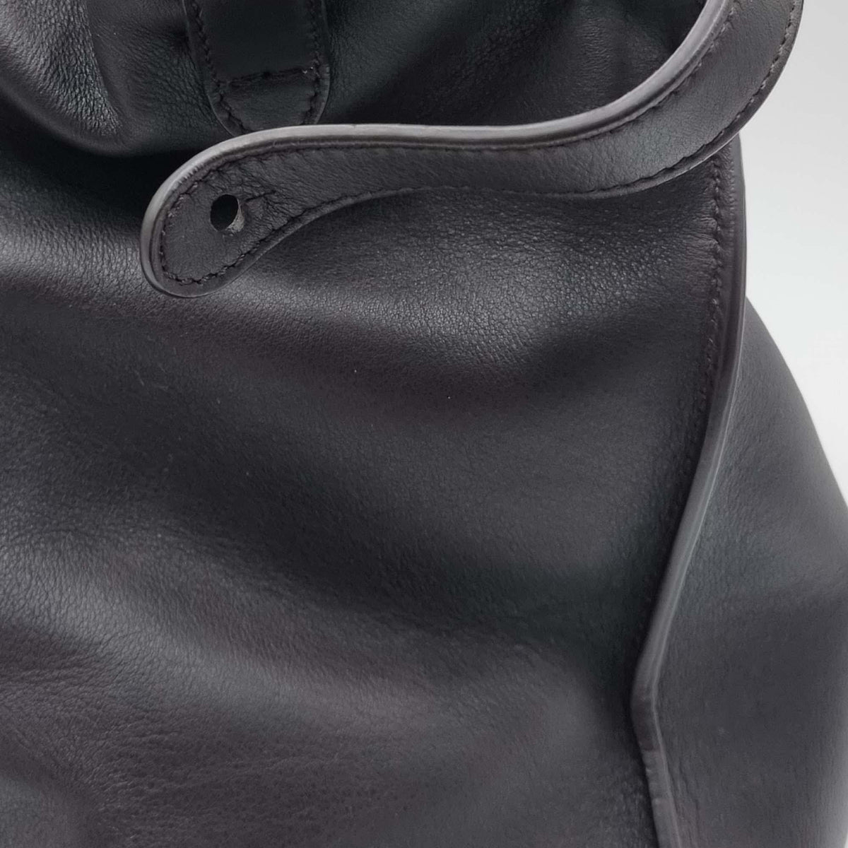 Large Peekaboo X-Lite Tote Black