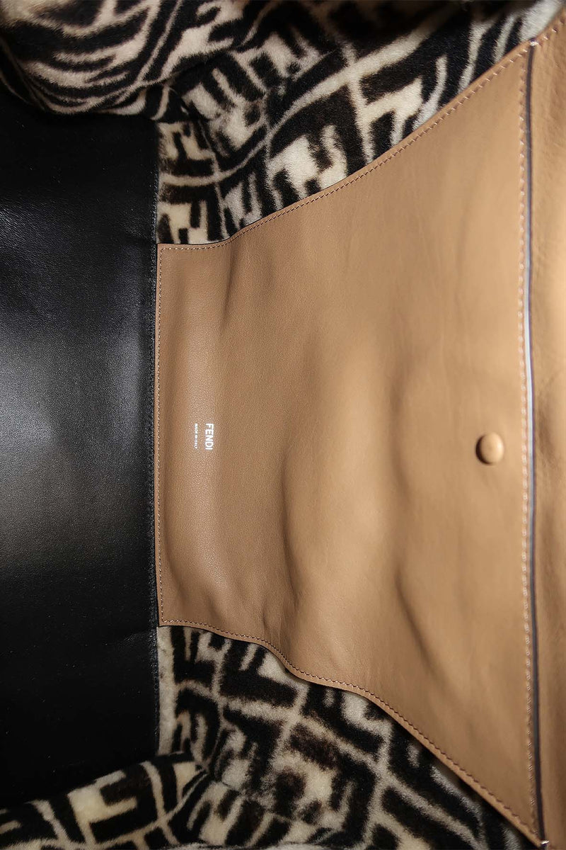 Large Peekaboo X Lite with Shearling Inner Tan