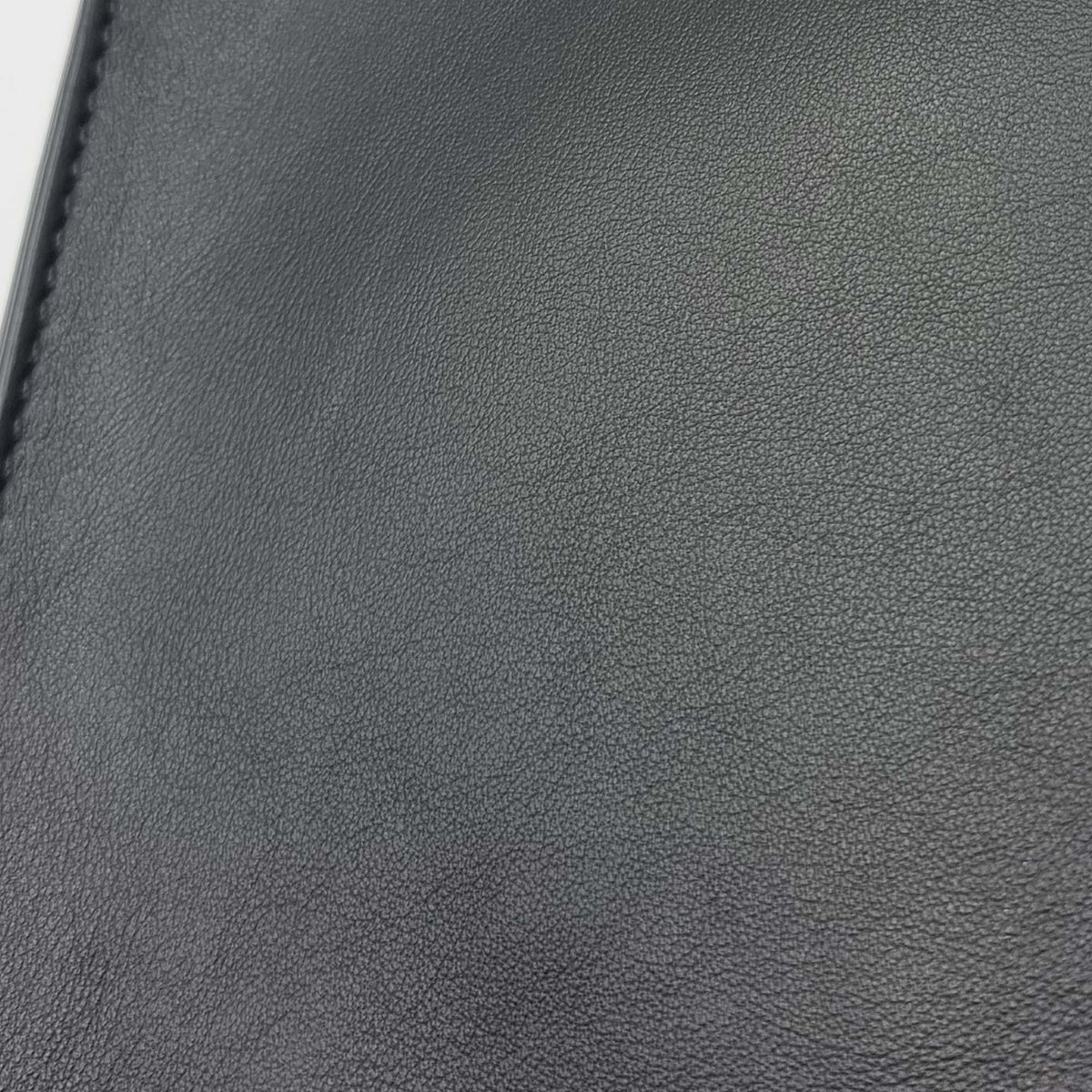 Peekaboo Fit Briefcase Black