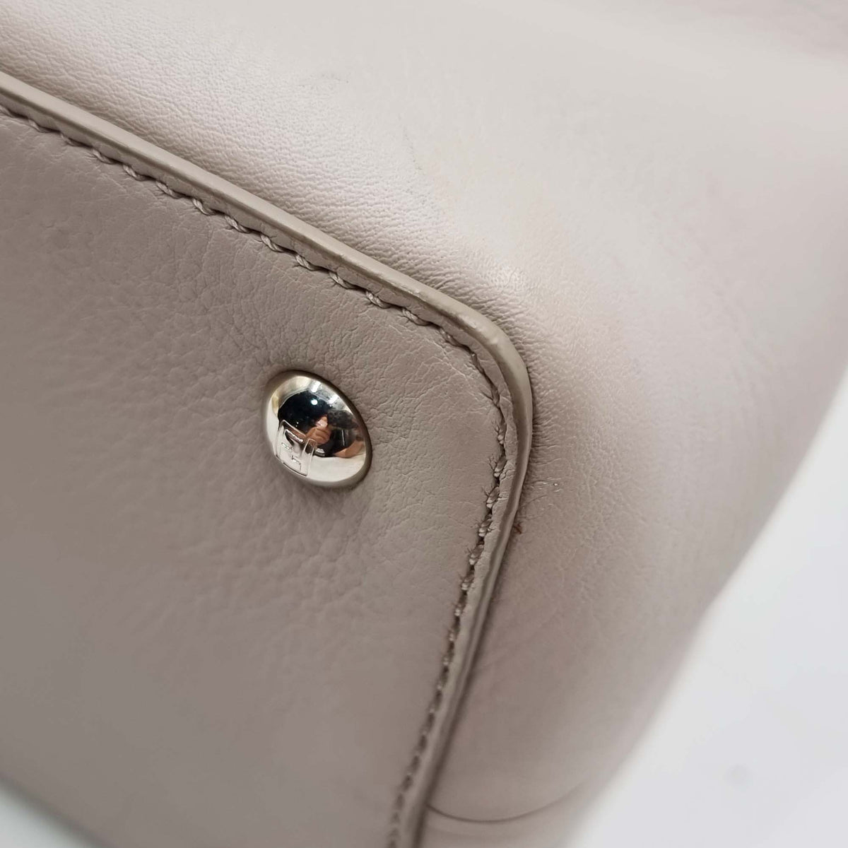 Petite 2Jours Vitello Dolce Monster Charm Grigio Polvere