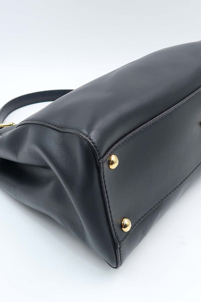Regular Peekaboo Black