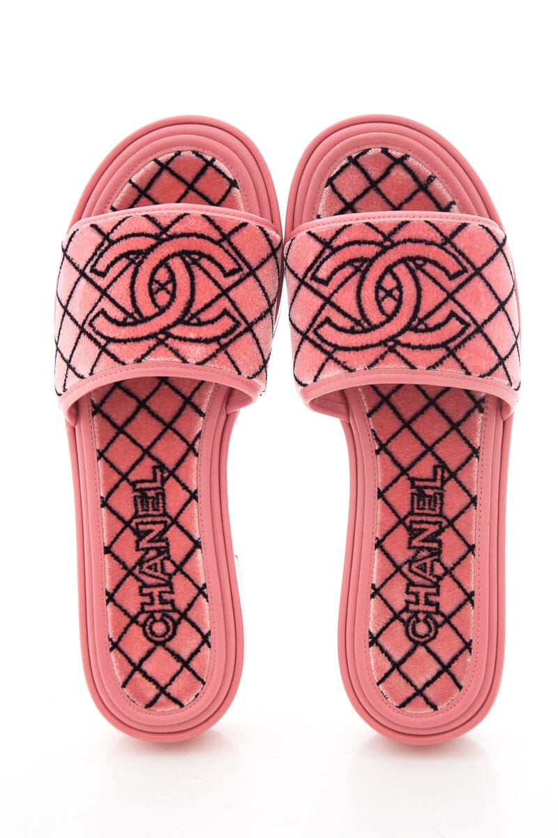 Chanel Pink & Black Velvet Fur CC Mule Sandals SZ 37.5 NWT