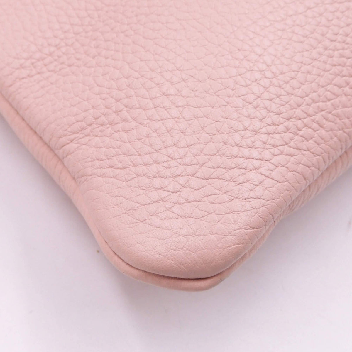 Blind For Love Crossbody Pink