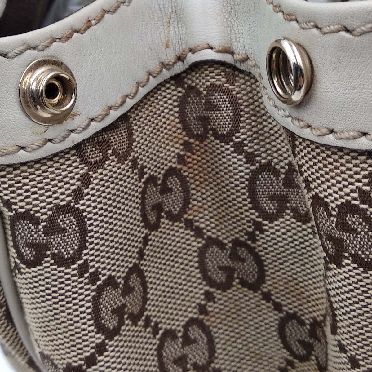 GG Canvas Sukey Boston Bag White