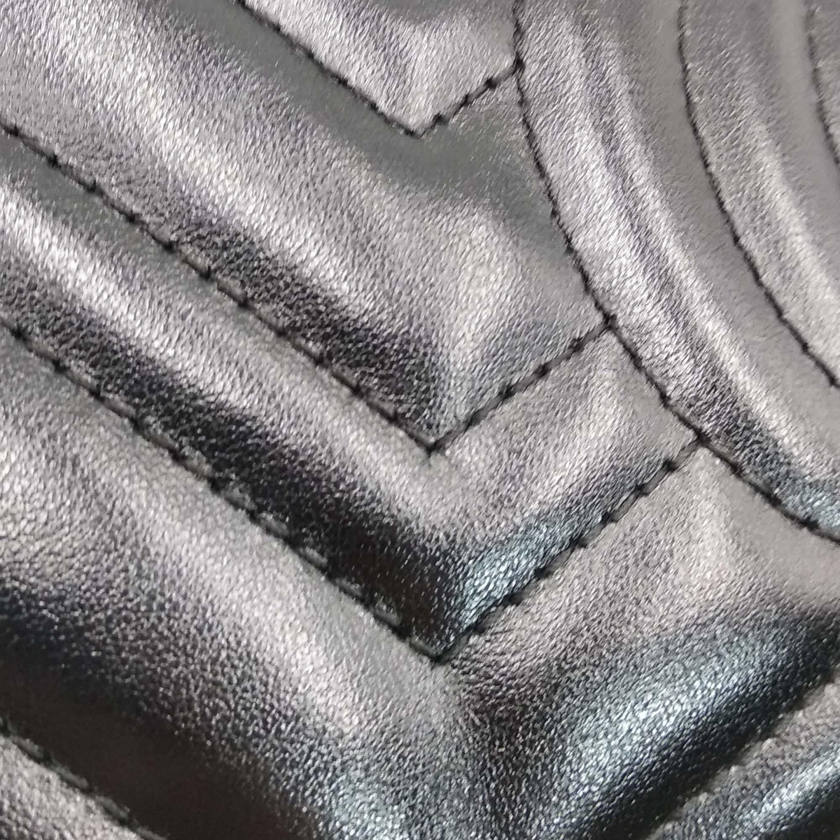 Small GG Marmont Matelasse Shoulder Bag Black