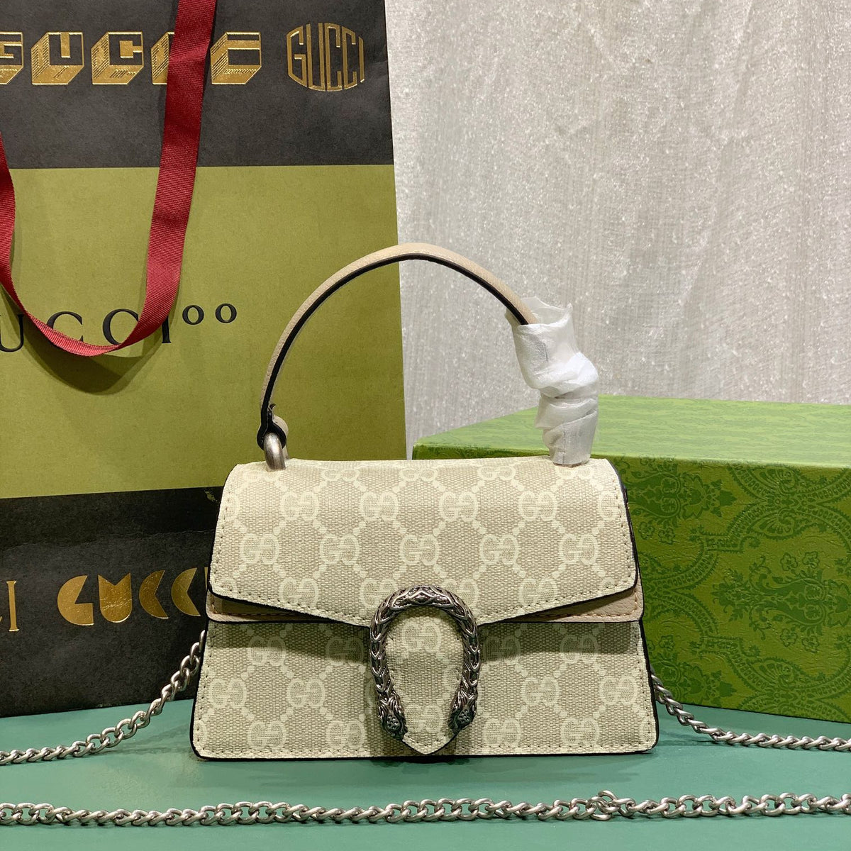 Elite Carryalls