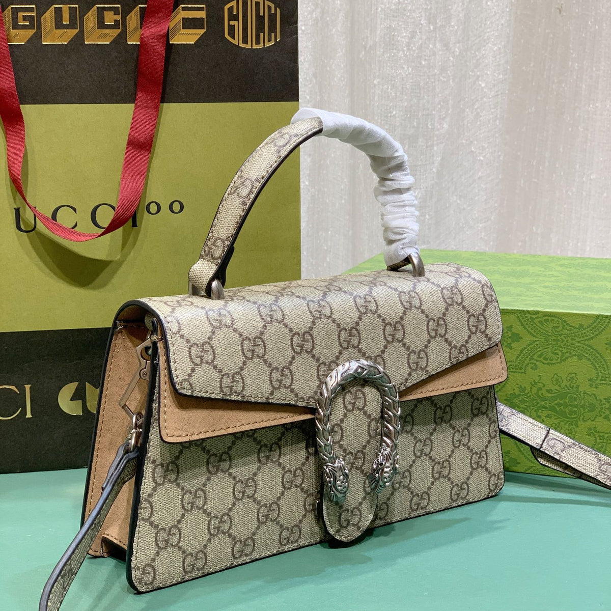 Elite Carryalls