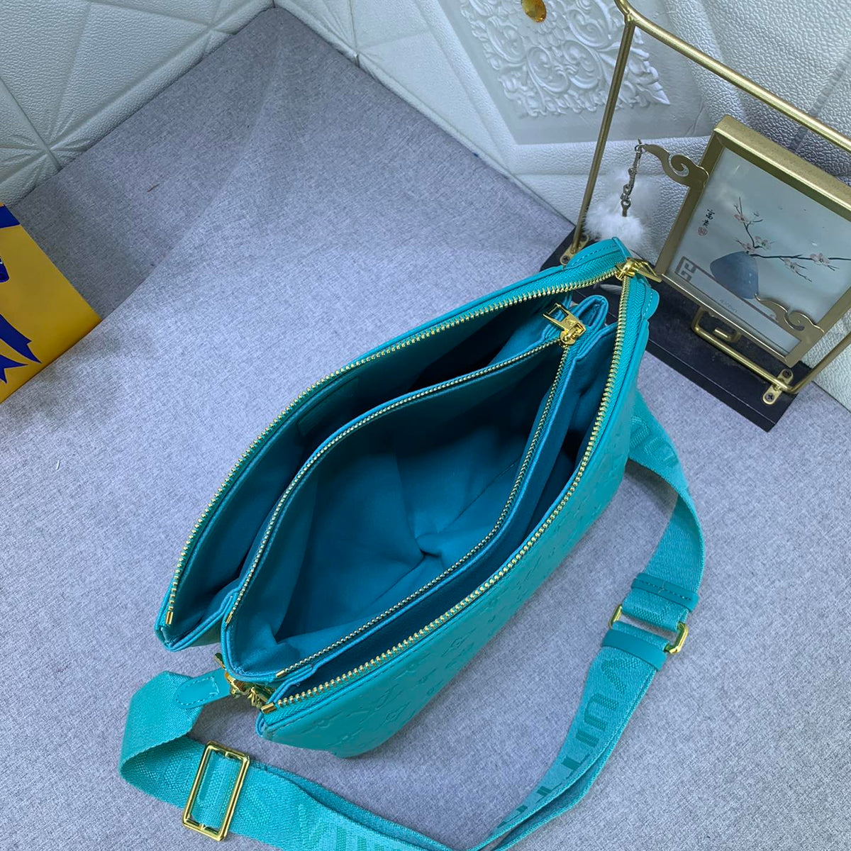 Elite Carryalls