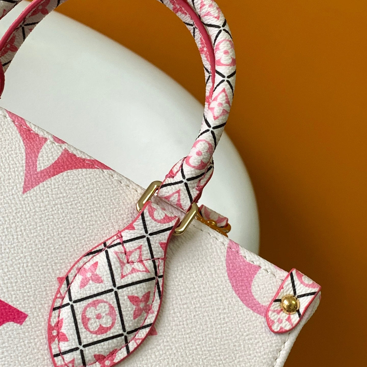 Elite Carryalls